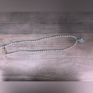 Cute and simple flower charm necklace!